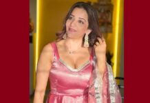 Monalisa Ka Photos: शरारा शूट में मोनालिसा ने ढाया कहर, कैमरे में दिखा कातिलाना अंदाज Monalisa Ka Photos